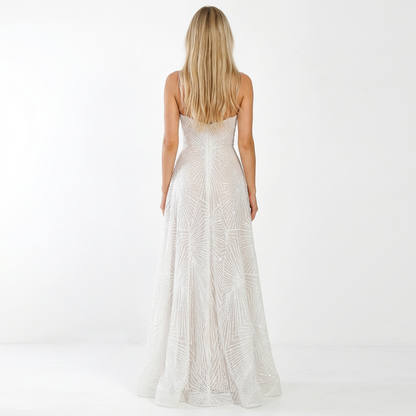 Cristina | Moderne en linjekjole med dyb V - hals og spaghetti - stropper