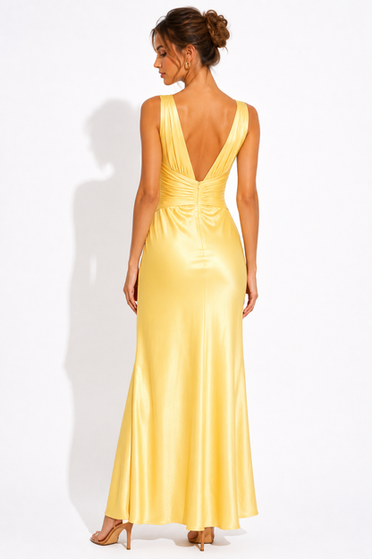 Solea | Satin Kjole – Elegant &  Strålende